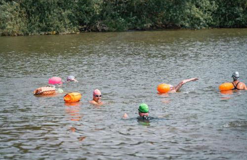 ''The Den'' Lakeview Apartment at Watersedge - Foto 65