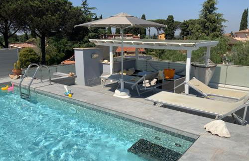 LUXURY ATTIC With Private Pool - Foto 13