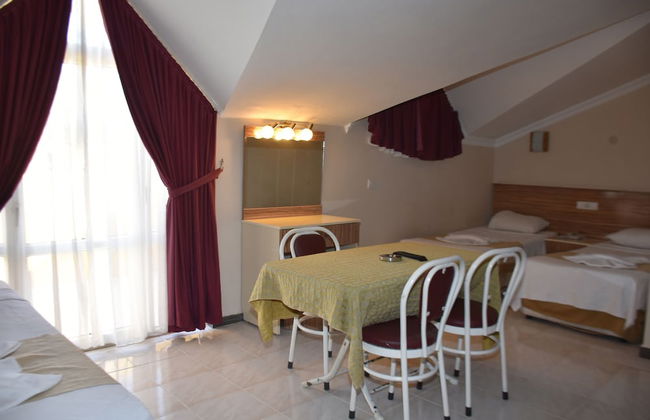 Club Ako Apartments - Photo 5