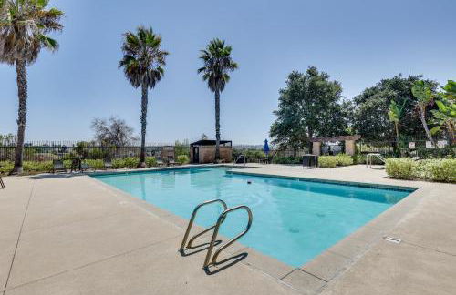 Walk to Public Transit Oceanside Home with Balcony - Photo 1