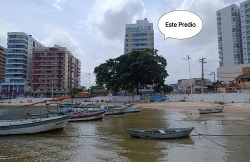 Apartamento Pé na Areia, Wi-Fi e Garagem Privativa início da Praia do Morro - Foto 1