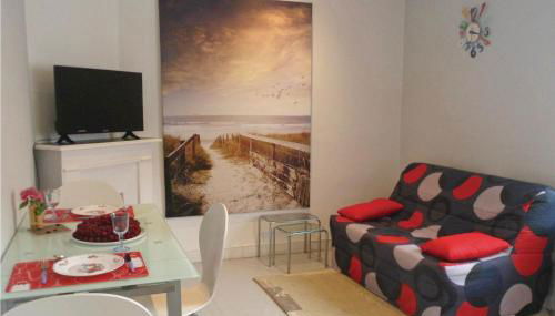 Gorgeous Apartment In Vildé-La-Marine - Foto 4