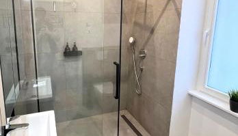 Modernes Apartment im Zentrum von Karlsruhe - Photo 5, Shower