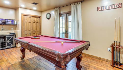 Italian-Styled Home with Lake Views and Private Pool - Photo 3