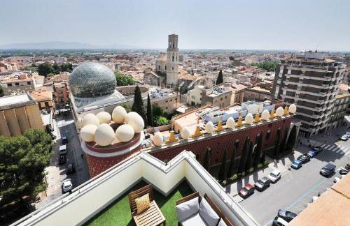 Atico frente al museo Dali - Foto 2