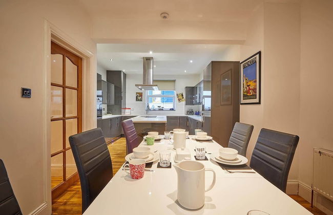 Host Stay The View Old Coastguard Cottage - Photo 2