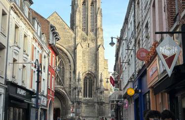 Joli appartement au pied du beffroi - Foto 14