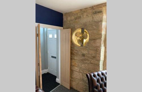 The Rockpool - private hot tub and sea views - Photo 17