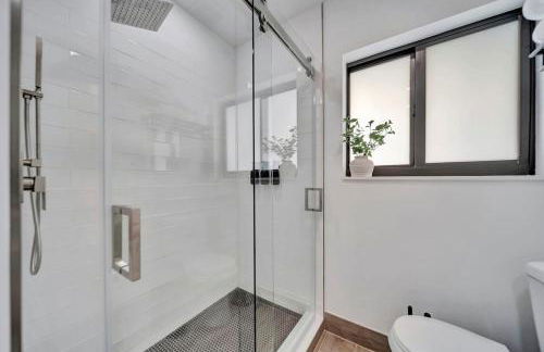 Waterfront Unit #2 20 Min Walk to Beach and Shops - Foto 23