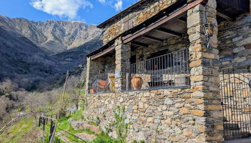 Casa Rústica y Chic con Chimenea y Vistas Panorámicas de La Vall de Boí - Foto 2