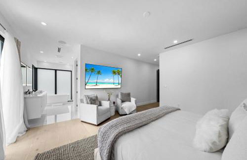 Modern Zen Oasis in Design District Sleeps 16 - Foto 27