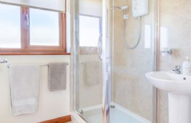 Host Stay Breezy Bungalow - Foto 7