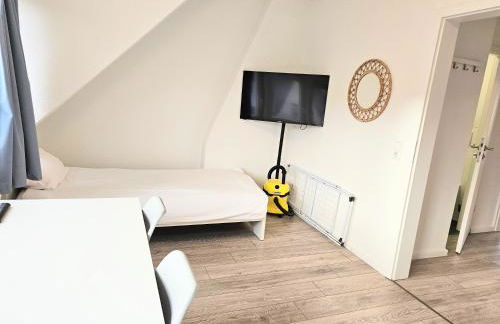 Monteurhaus mit zwei Wohnungen in Bremen-Mitte, Parkplatz & WLAN - Foto 12