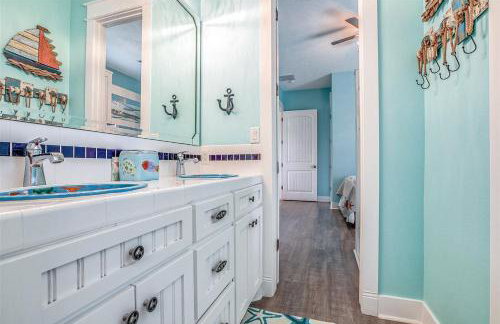 Escape Gulf Views Tiki Bar Sleeps 14 - Foto 22