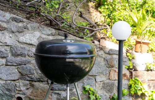 Casa con parcheggio, piscina giardino, barbecue - Foto 35