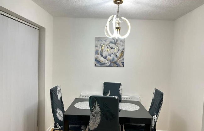 Entire Beautiful 2 Bedroom House With Free Parking Manchester - Foto 11