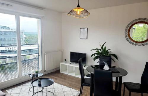 Le Repère de l'ESSEC - T3, Parking, Fibre, Gare RER A à 5mn - Foto 11