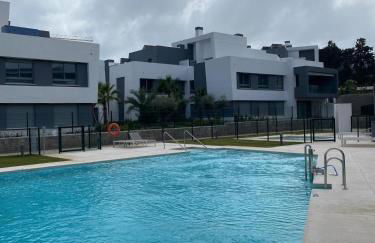 Apartment Infinity Vanian Gardens - Photo 1