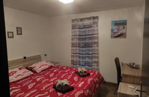 Obiteljska kuća za odmor Futura - Photo 9