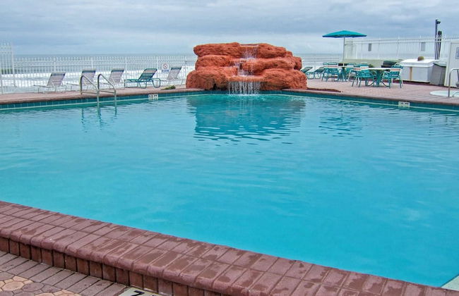 Harbour Beach Oceanfront Resort - Foto 13