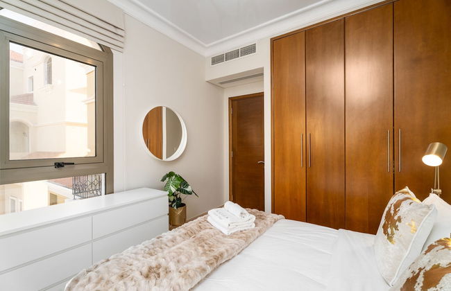 Nasma Holiday Homes - Al Hamra Village - Photo 11