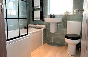 Stylish home, with amazing estuary view - Foto 25