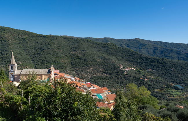 4 bedroom House in Prelà with private pool and garden - Photo 29