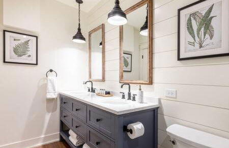 Downtown Luxury Farmhouse Apartment #3 - Photo 18