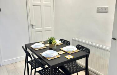 Rushden Home - Perfect for Contractors - Free Parking - Sleeps 5 - Garden - Netflix and HDR TV - Foto 52