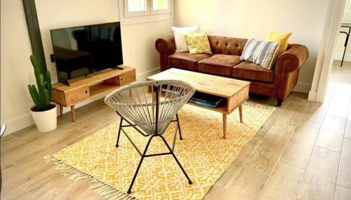 Luminoso apartamento en San Sebastian con aire acondicionado - Photo 1