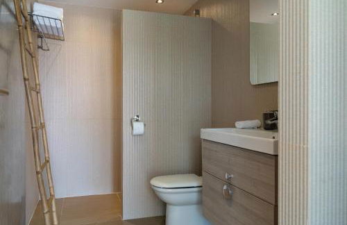 Villa Madrugada, beachside villa in Costabella - Photo 52