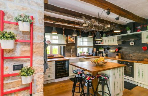 Villa ARtIEN for 8 people with 32m2 private pool & pet friendly - Foto 16