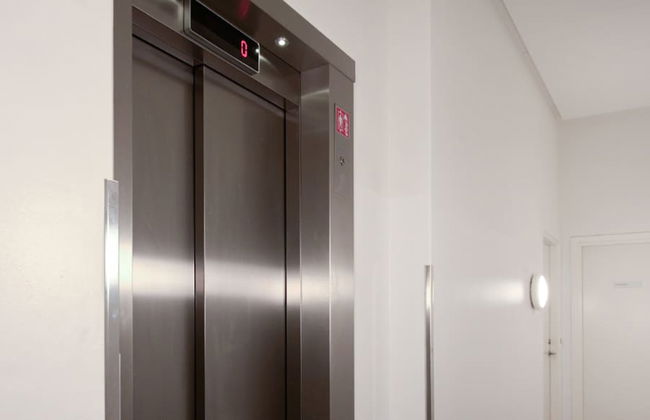 Sanders Arena - Chic 3-bdr Apt Close to Metro - Foto 17