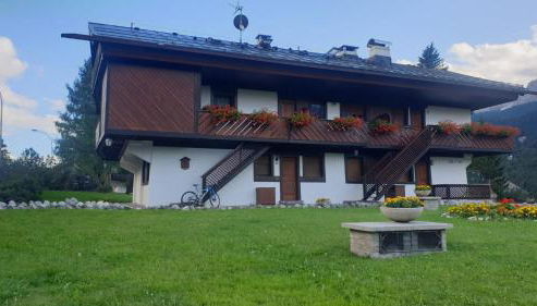 Apartment 5 Torri, parcheggio in garage - Foto 3, Garden view