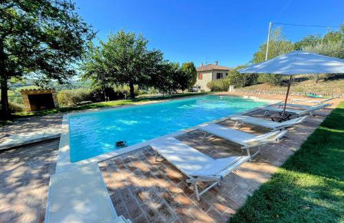 Detached Villa - Sleeps 10 - Pool - Pergola - Playground for Children - Wifi - Photo 10