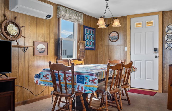 Beachfront Pet Friendly Sleeps 15 Bbq! - Photo 29