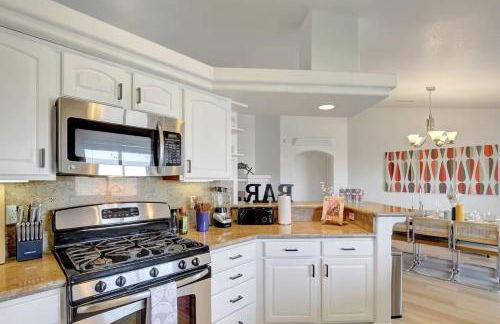 Stunning Joshua Home with Pool, Spa, & Game Room! - Foto 34