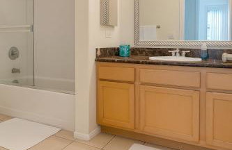 Adorable and Bright 2BD 2BR 740 - Foto 32