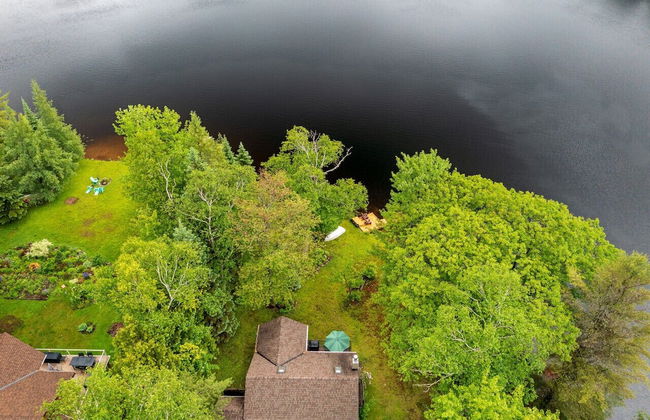 Bear Essentials Lakefront Hideaway - Foto 53