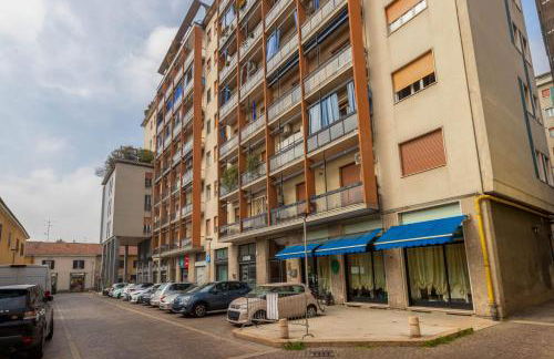 Pretty Little Loft - Photo 18