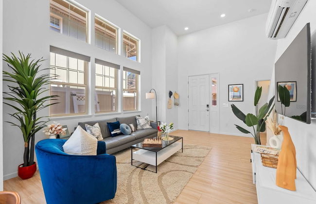 Ocean Views, Modern New Build, Yard 10min to Beach Ocean Escape by Avantstay - Foto 12