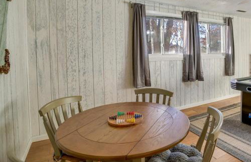 7 Mi to Munsinger Gardens Sartell Home with Deck - Foto 11