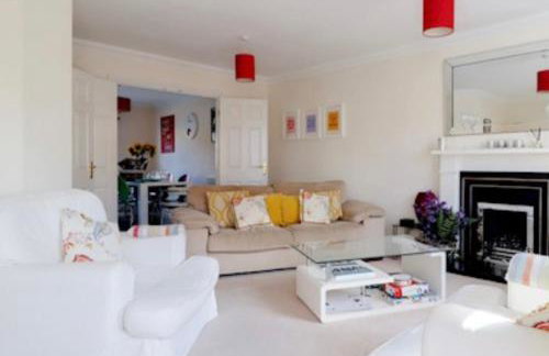 Norwich City Large Modern Home - Foto 3