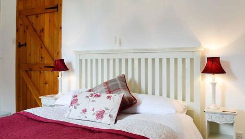 Bellringers Cottage, Llandegla - Foto 3, wardrobe