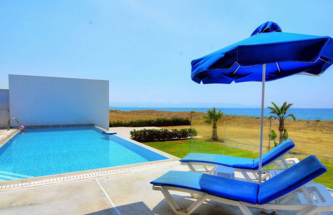 Blue - Beach Front Spectacular Villa Sleeps 10 - Foto 43