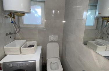 SANJA - with a large covered terrace and pool - Foto 19