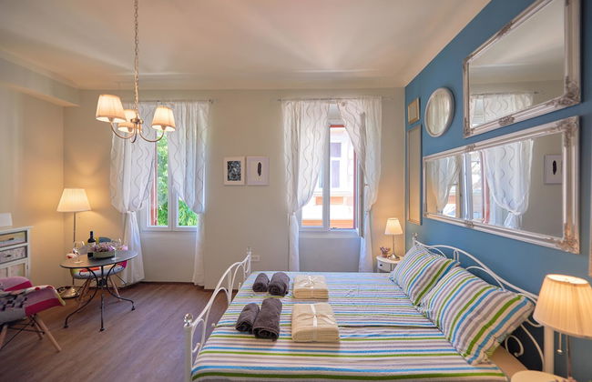 Old City Romantic Studios - Foto 4