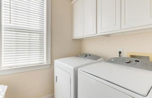 6 Mi to Southern Belle Farm Home with Patio! - Foto 22