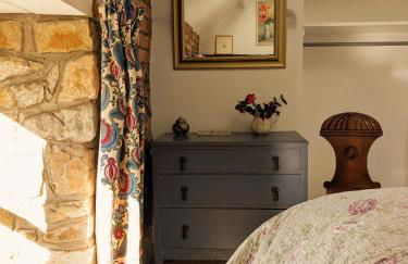 Little Underhill - Photo 14