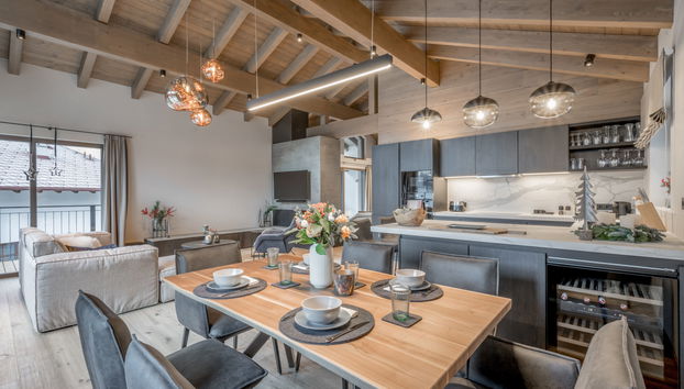 Kitchen / Dining Room